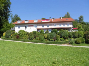 Гостиница Hotel Auf Wolke 8  Trostberg An Der Alz